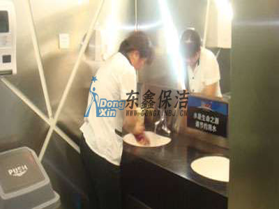 �Ϸ�Ӱ�Ǳ����������